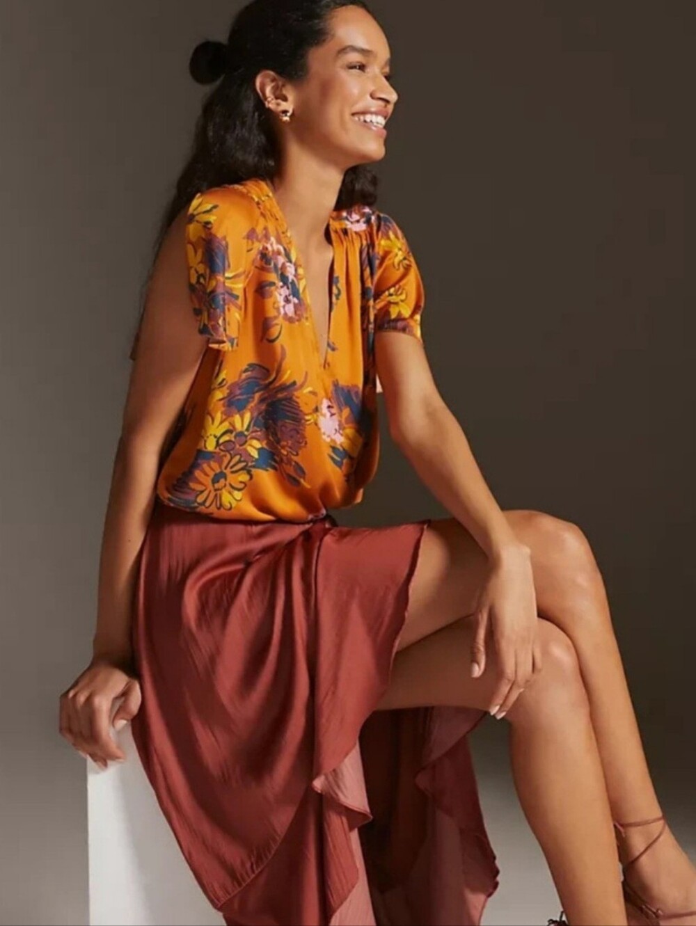 O Tiny By Anthropology  Mustard Floral V-Neck Short Sleeve Blouse